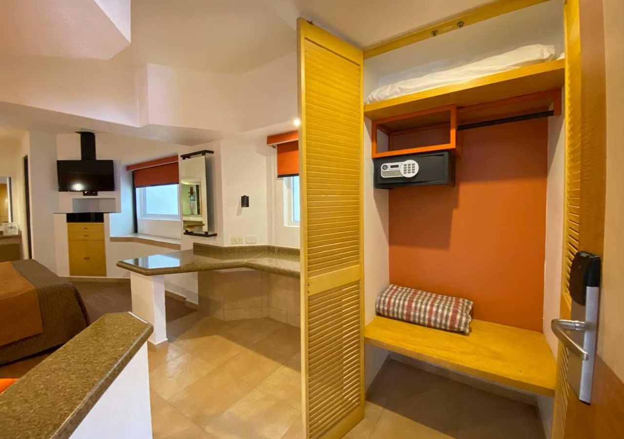 Hotel Villa De Madrid Мехико Экстерьер фото