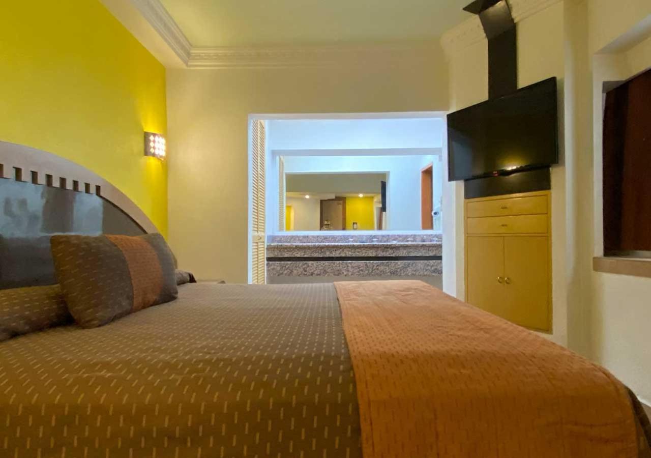 Hotel Villa De Madrid Мехико Экстерьер фото