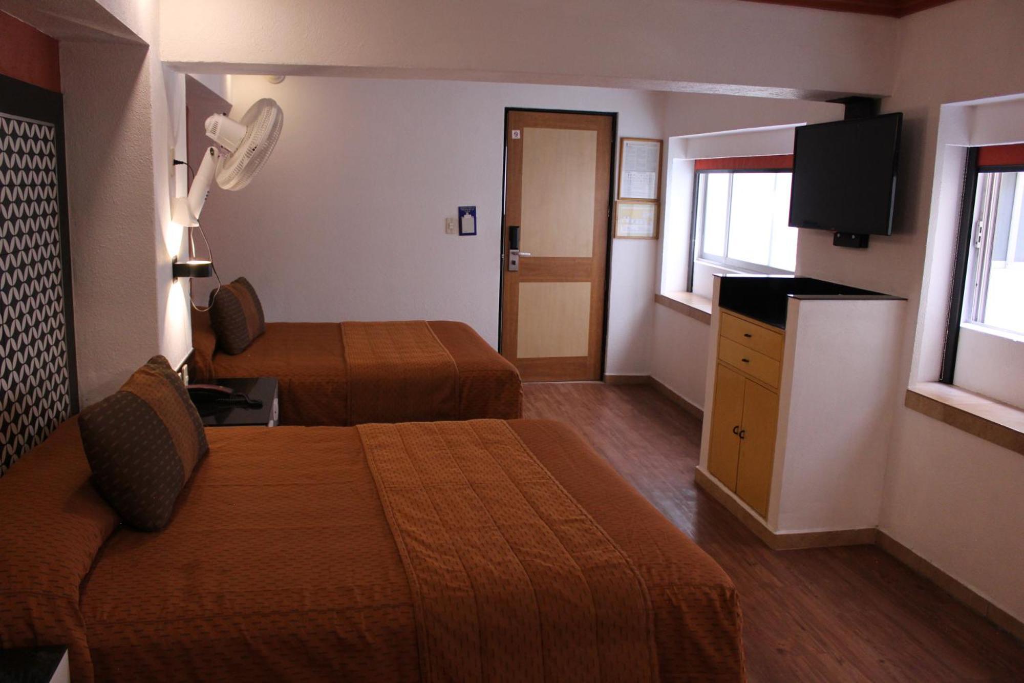 Hotel Villa De Madrid Мехико Экстерьер фото