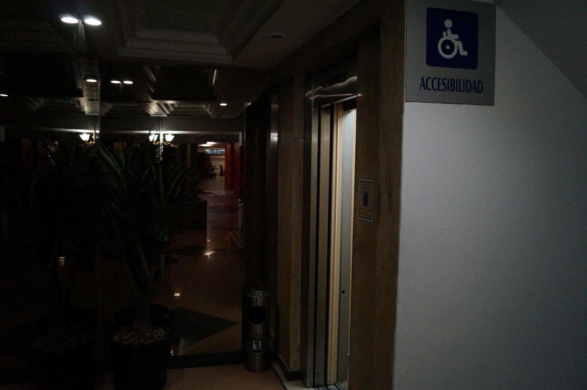 Hotel Villa De Madrid Мехико Экстерьер фото